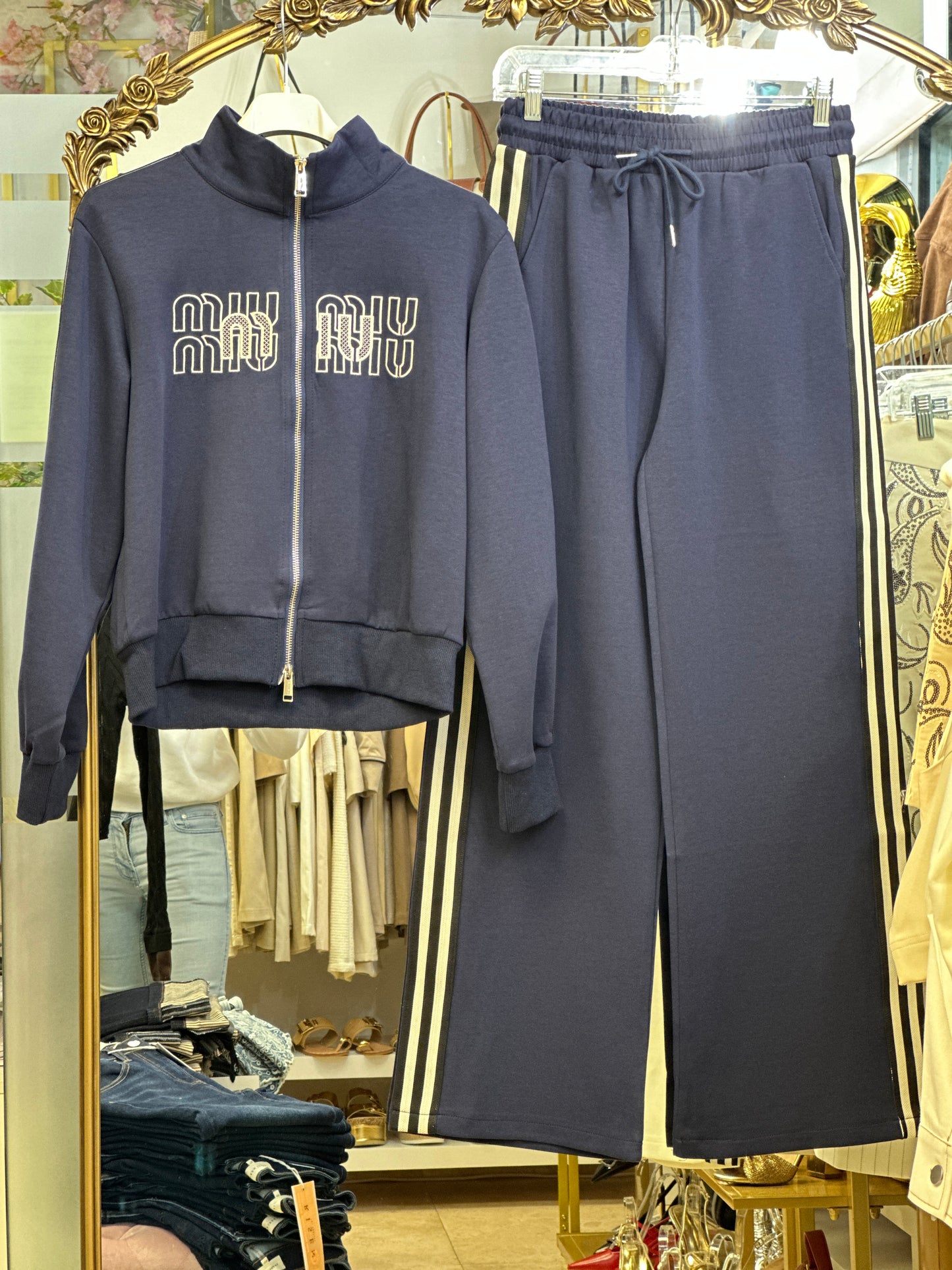 Mui Navy Sport Set
