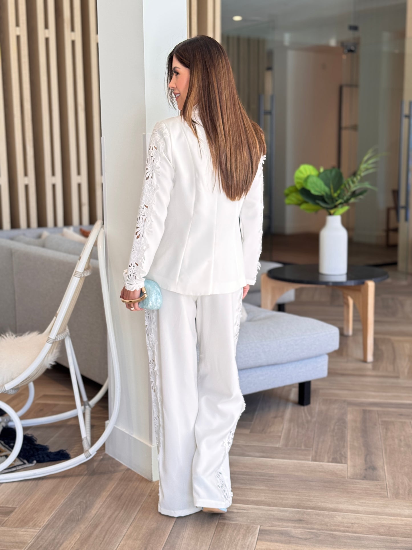 Milka White Torchon Pants