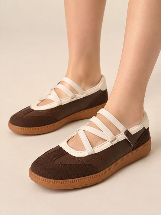 Briar Brown/White Flat Sport Shoes