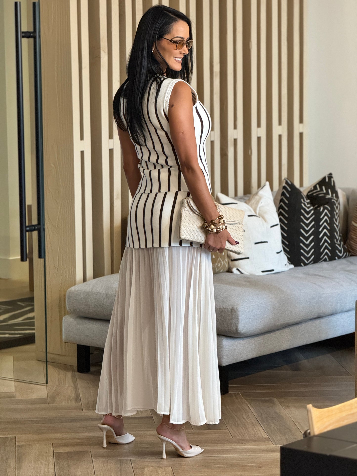 Gaia White/Brown Lines Pleated Skirt Set