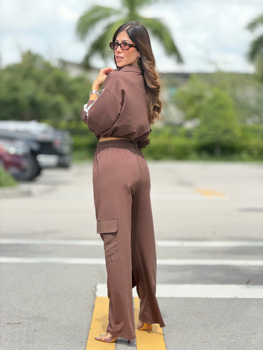 98741 Ten Brown Utility Set