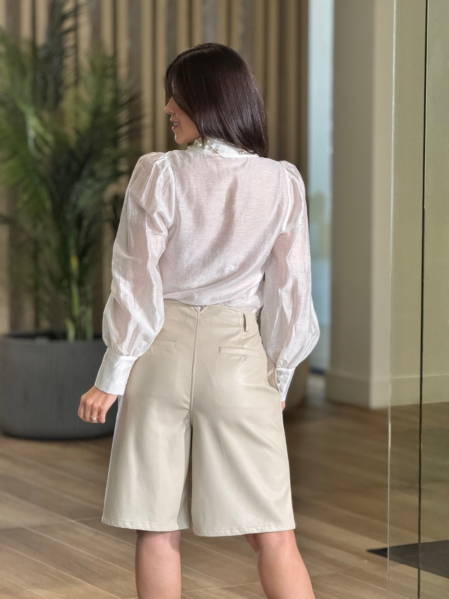 Angelica Beige Leather Bermuda Short