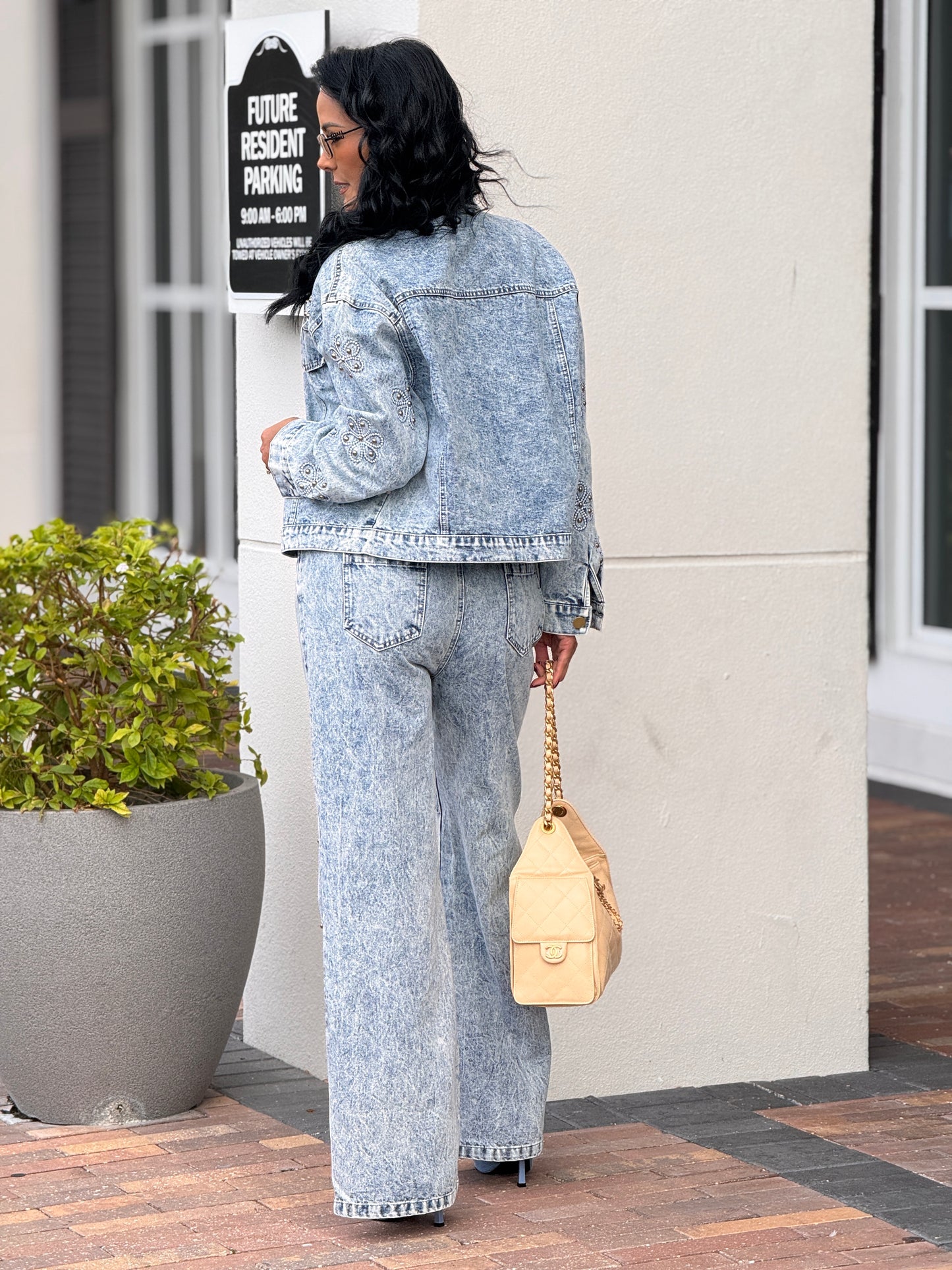 Daisy Denim Embroidery Set