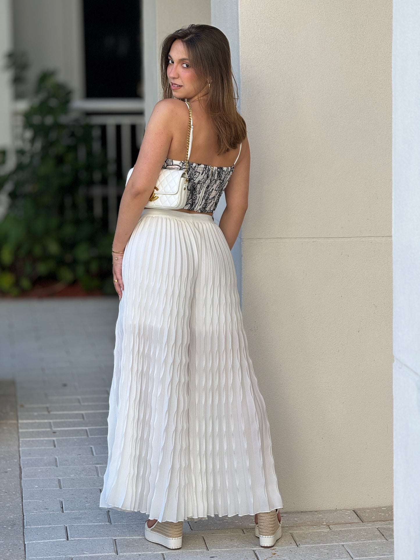 Rose White/Black Top