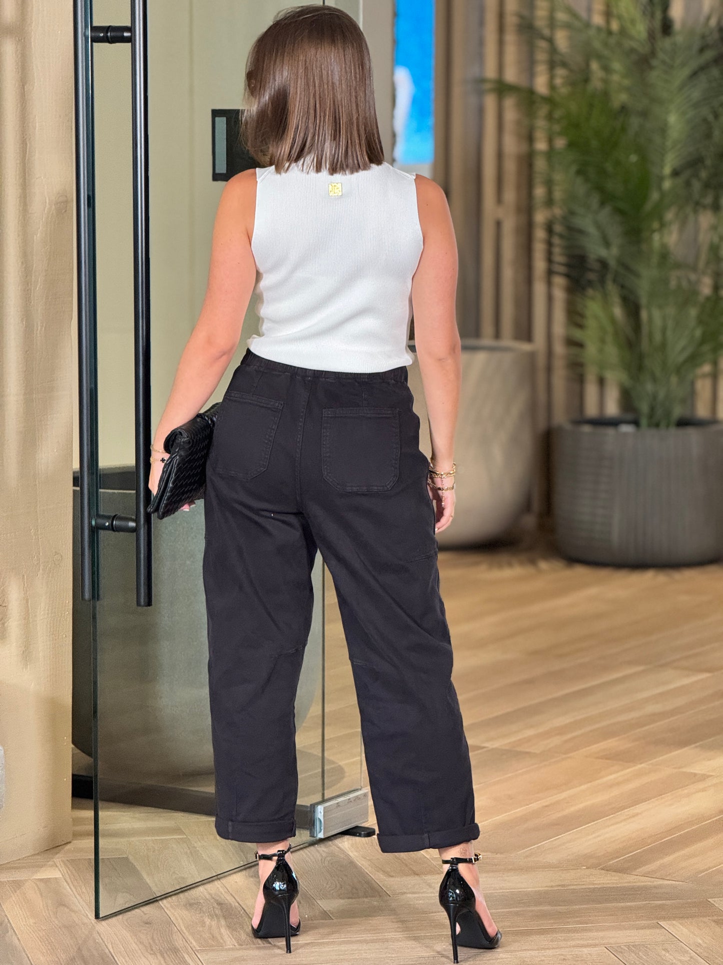 Risen Black Barrel Jeans