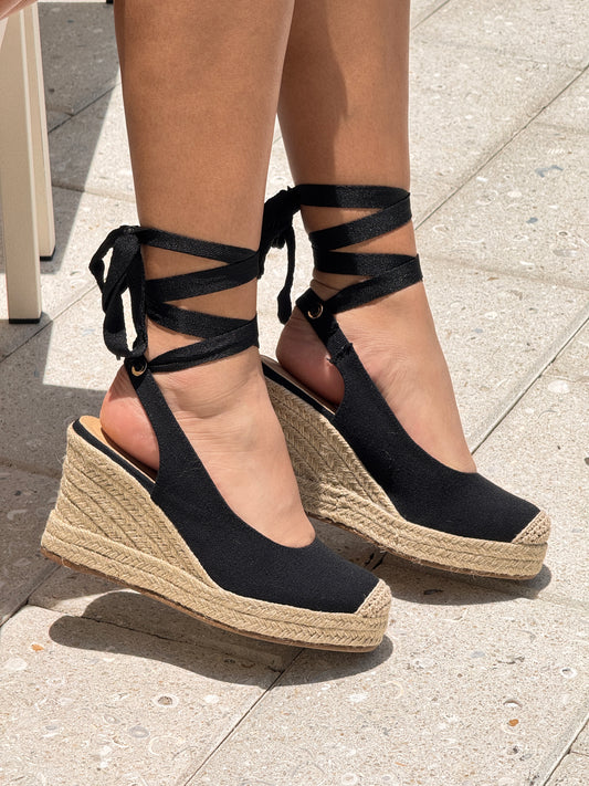 Ditch Black Wedges Sandals