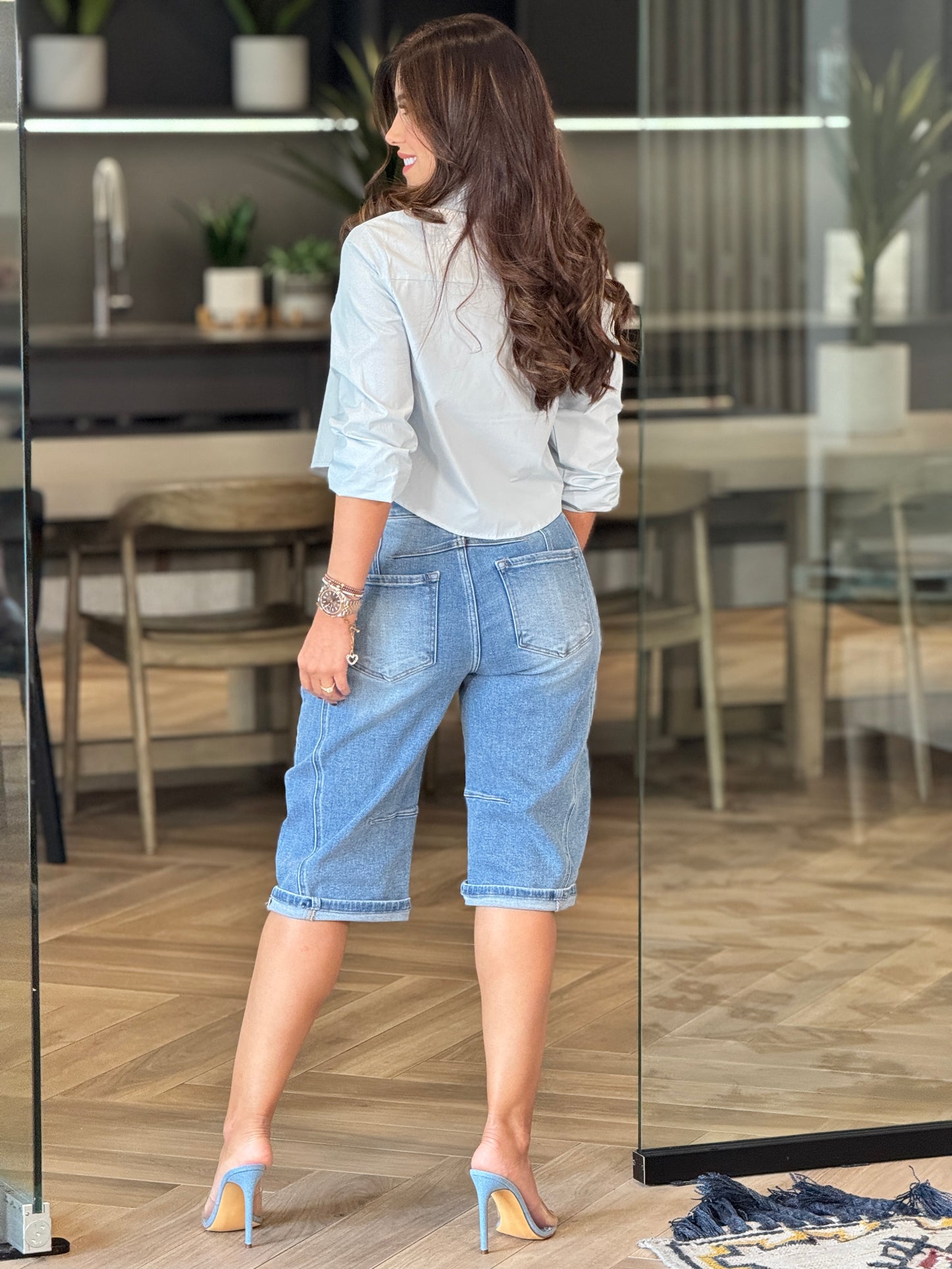 Risen Barrel Bermuda Jeans