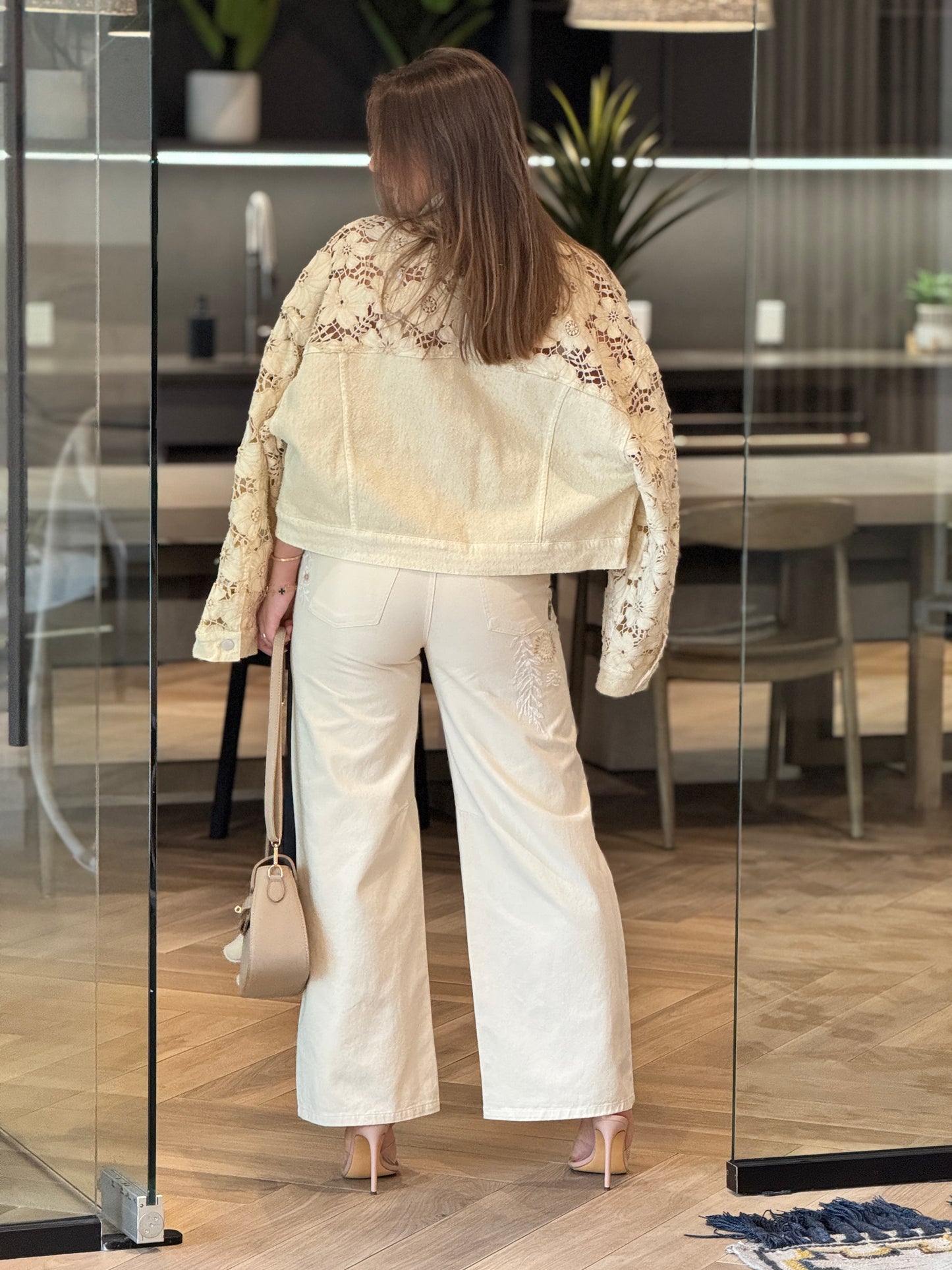 Carmen Floral Beige Embroidery Jeans
