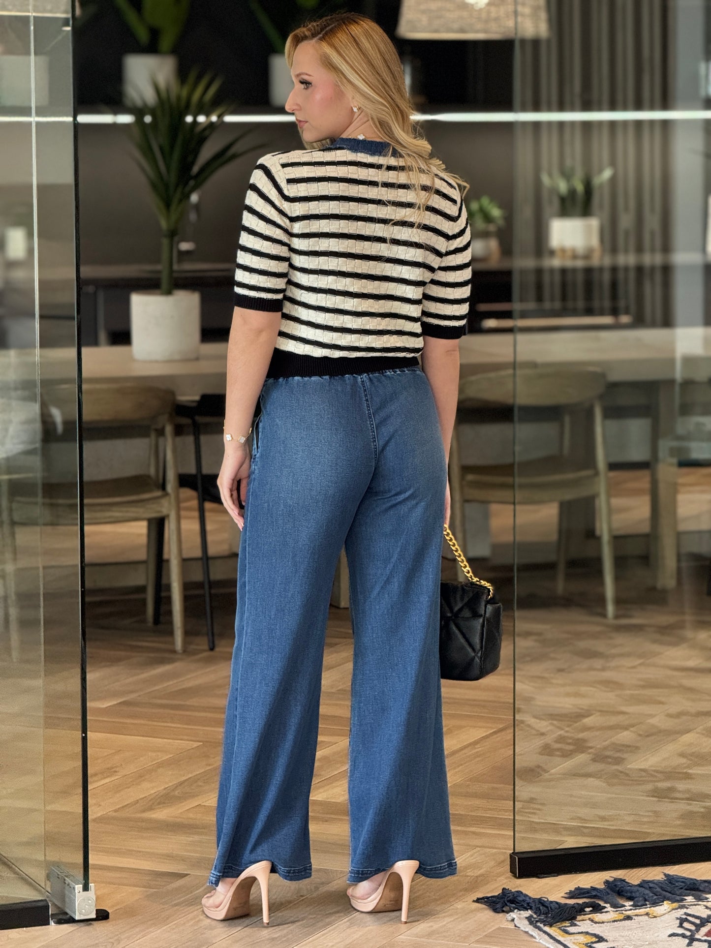 Risen Stretchy Waist Jeans