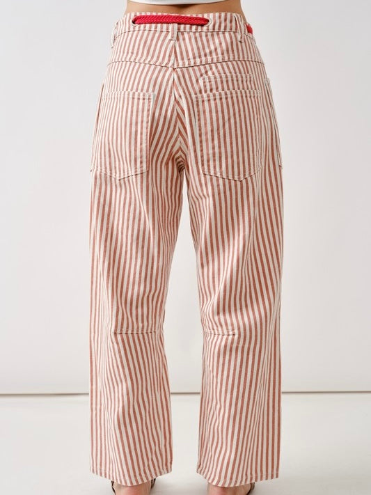 Amber Red Belt Barrel Jeans