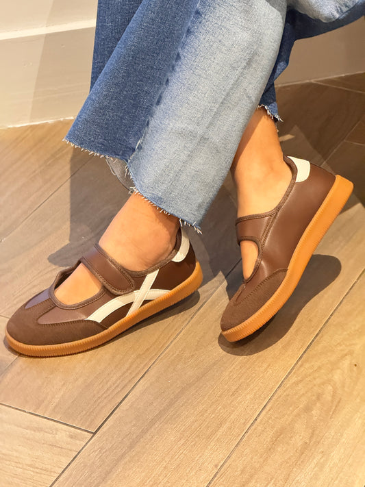 Lorenzia Brown Ballerina Shoes