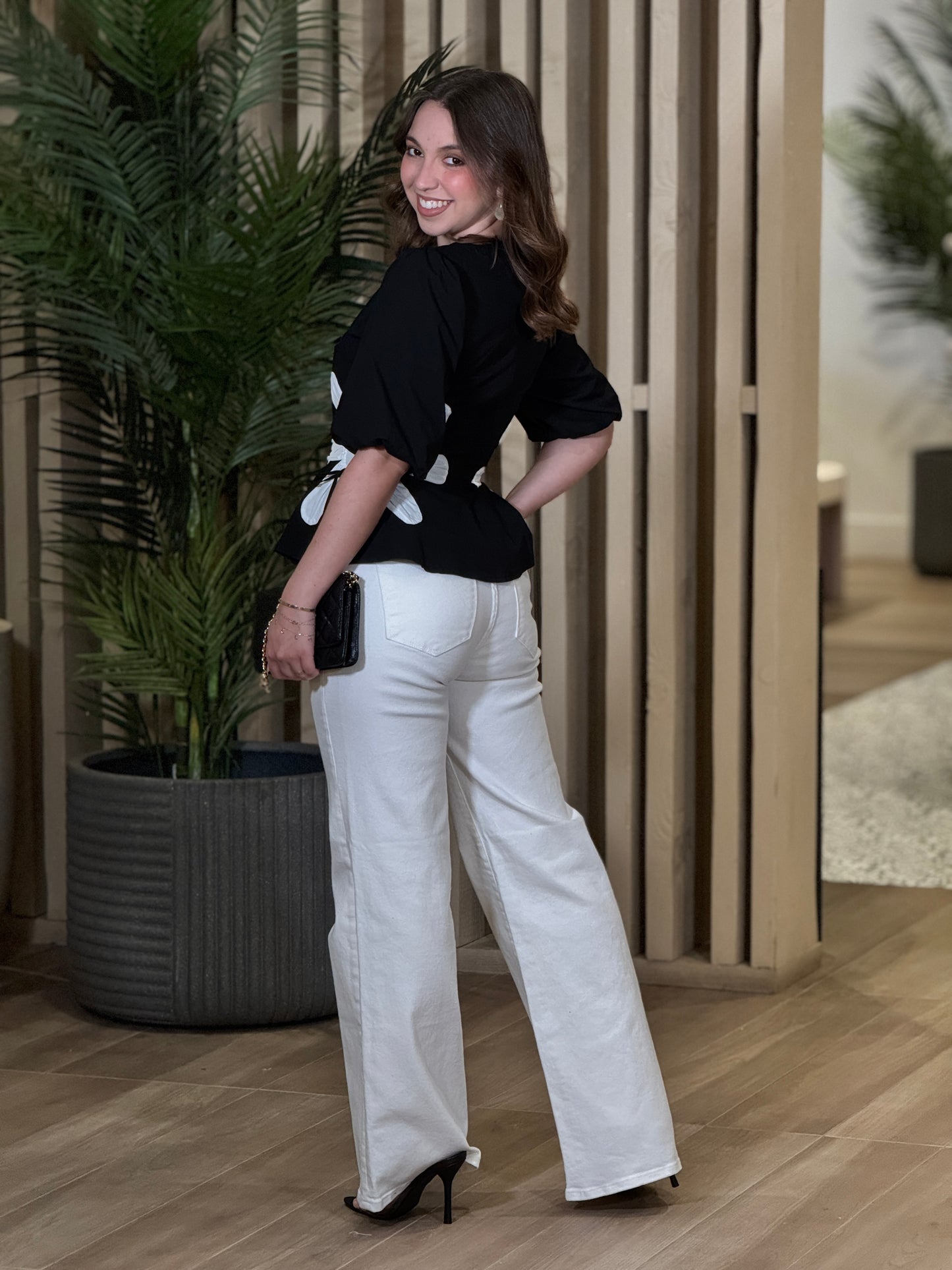 Strut Black/White Flowers Shirt