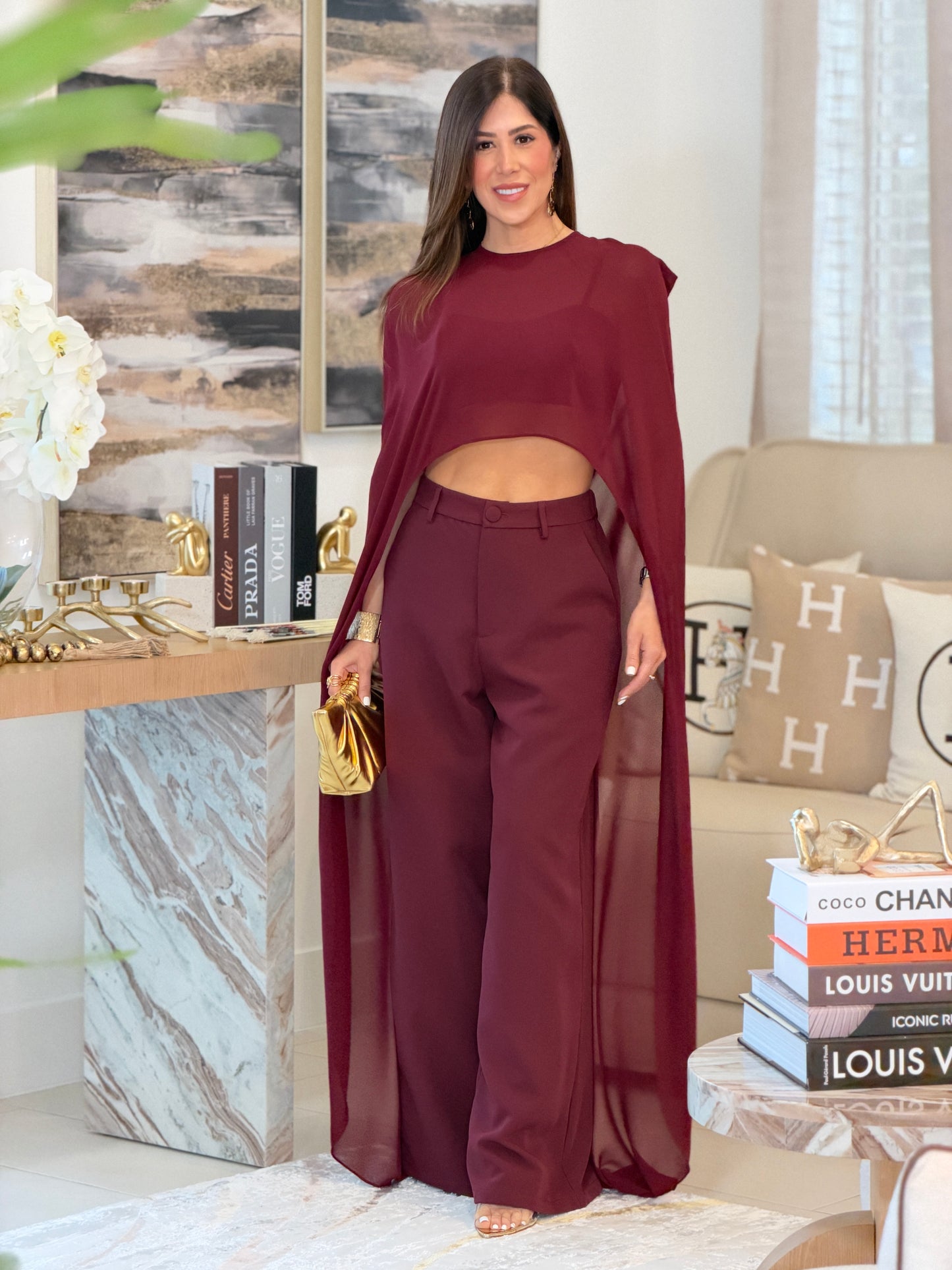 2627 EC Burgundy Cape Set