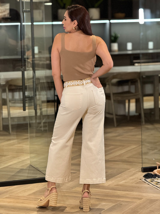 Daisies Pearls Brown Top