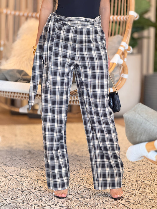 Tea Black Plaid Pants