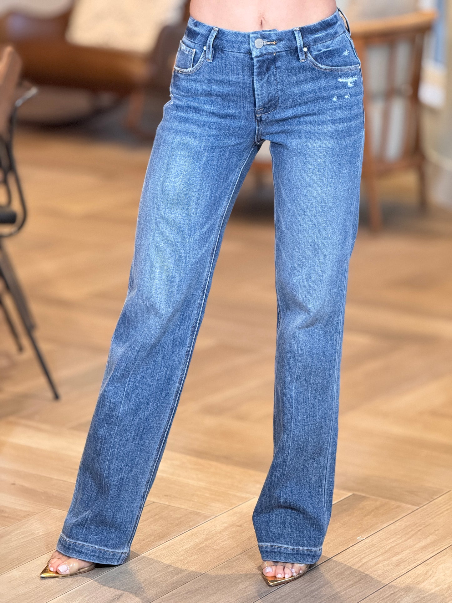 Risen Denim Straight Legs Jeans