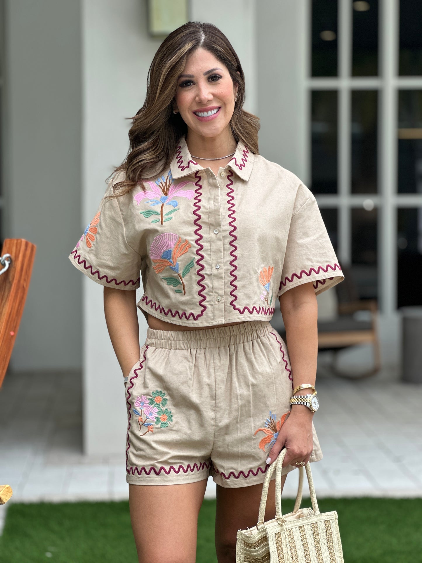 Amable Embroidery Beige Short Set