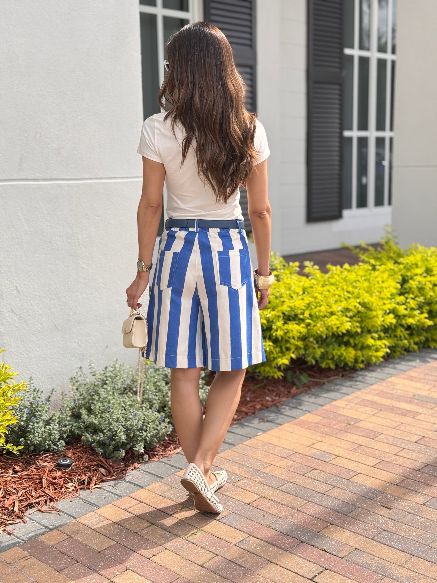 Hong Kong White Neck Top