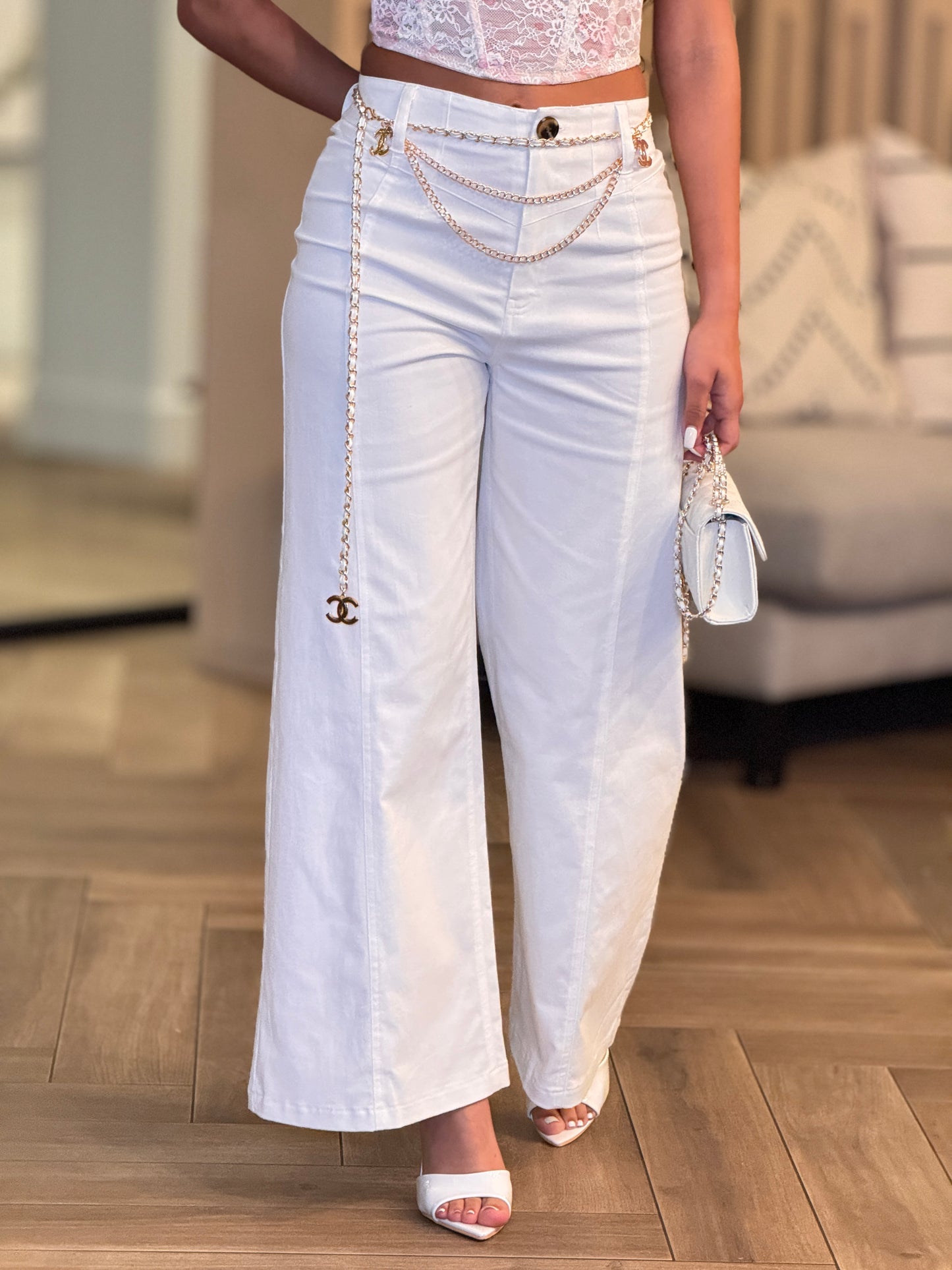 Glamour White Highwaisted Pants