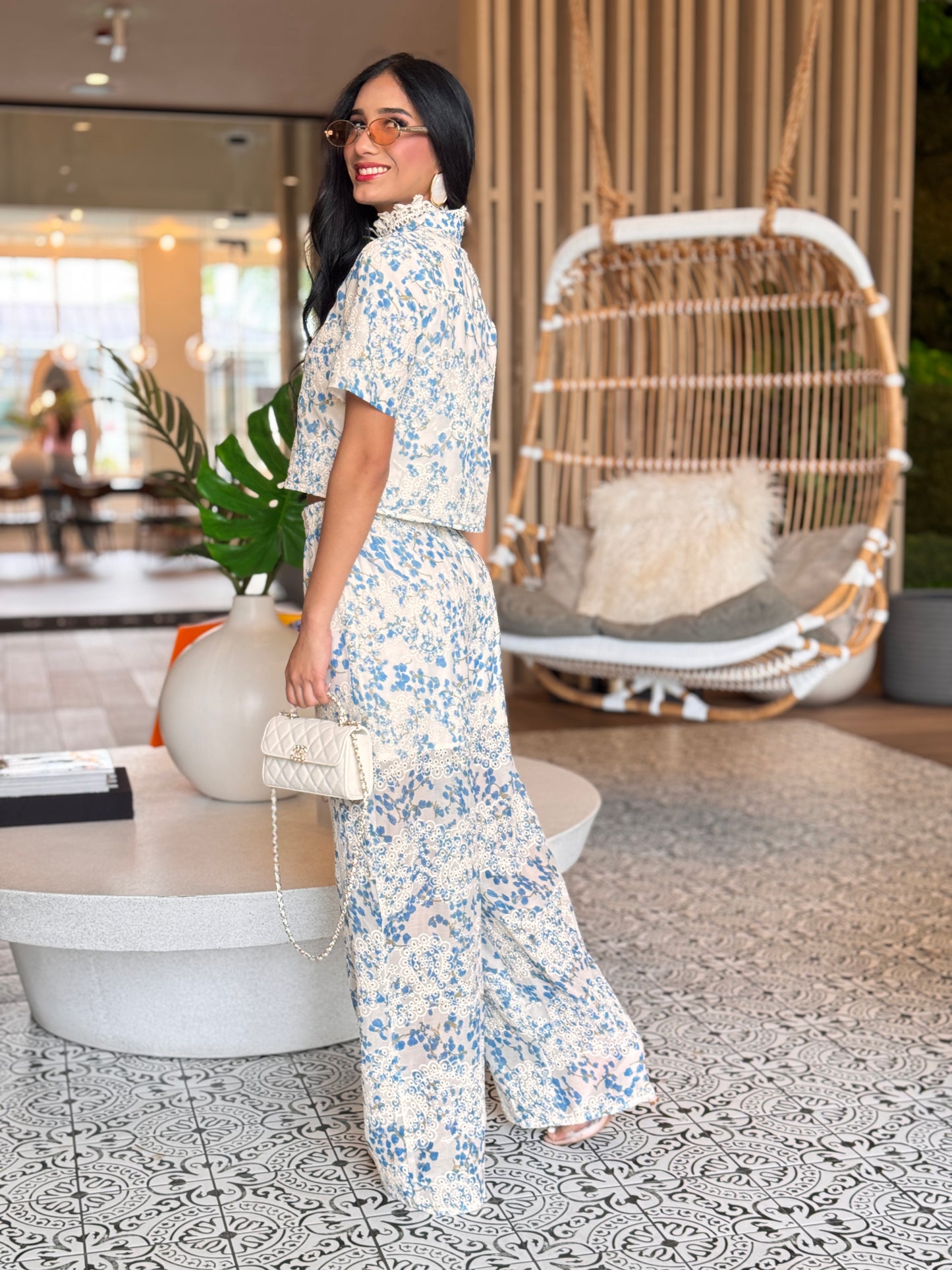 More Blue/Ivory Torchon Floral Set