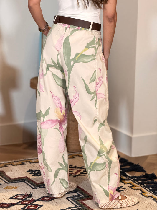 Italy White Flowers Jogger Pants