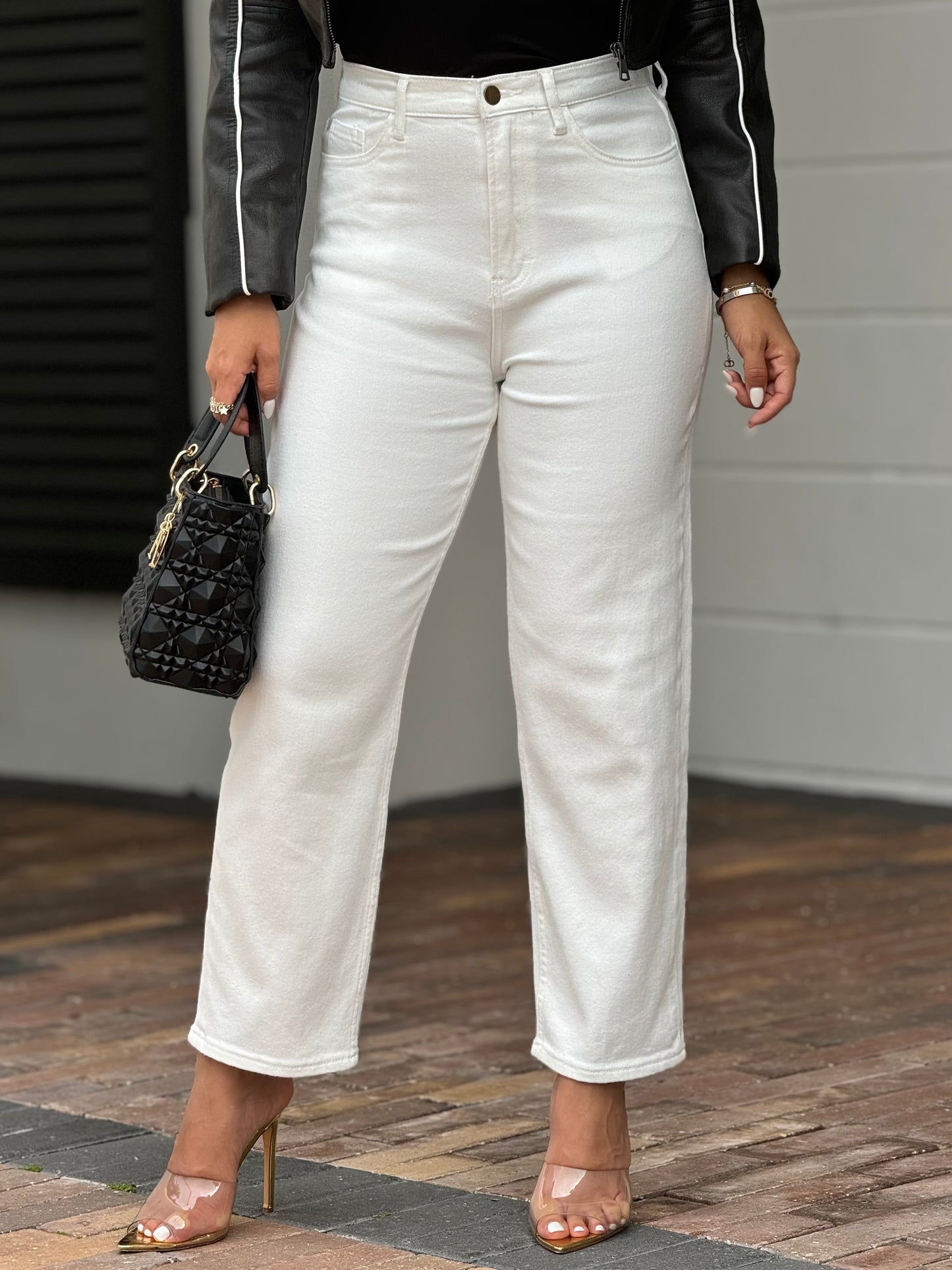 Mious White Straight Cropped Jeans