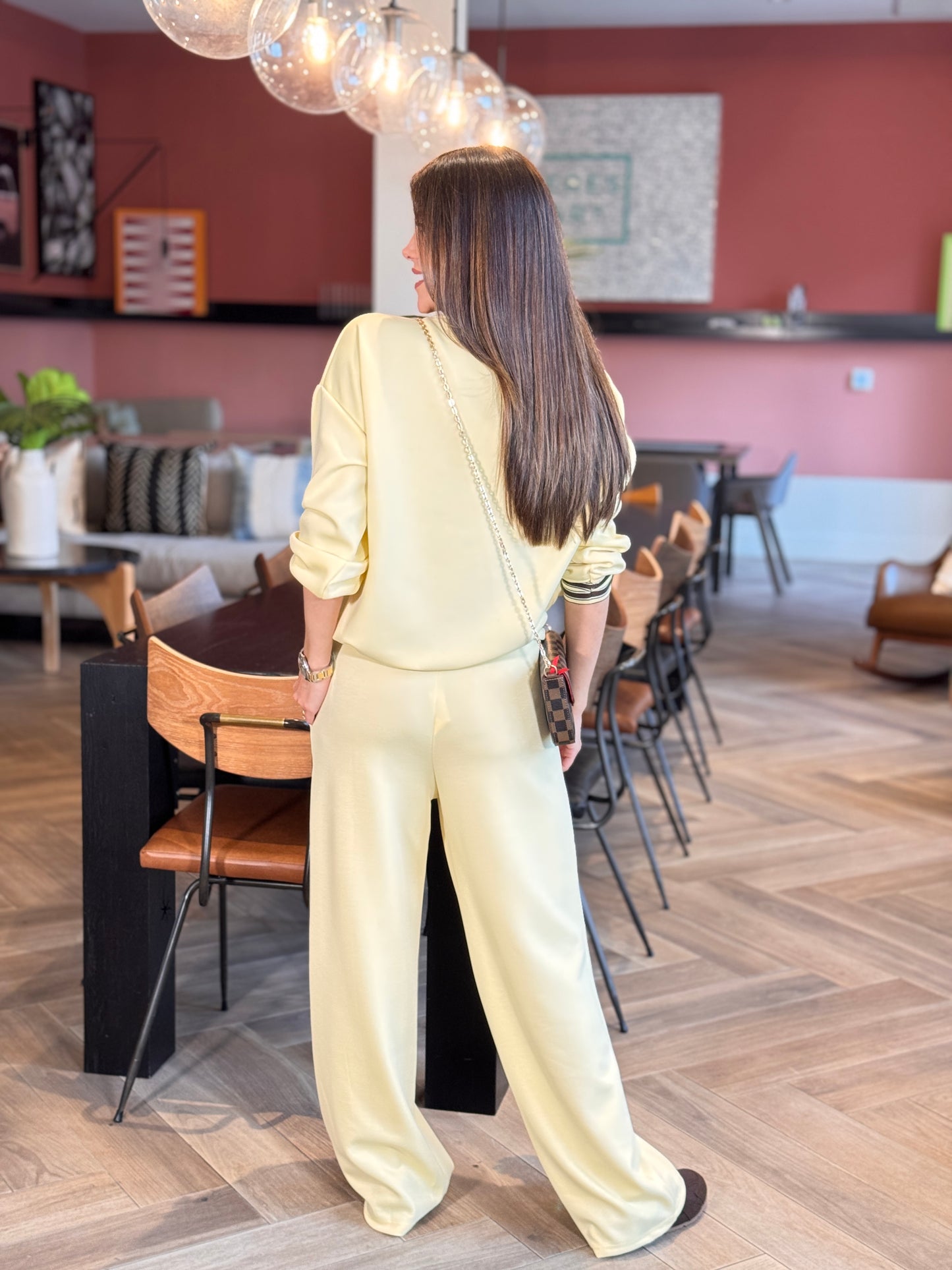 Itoo Yellow Lines Sport Set