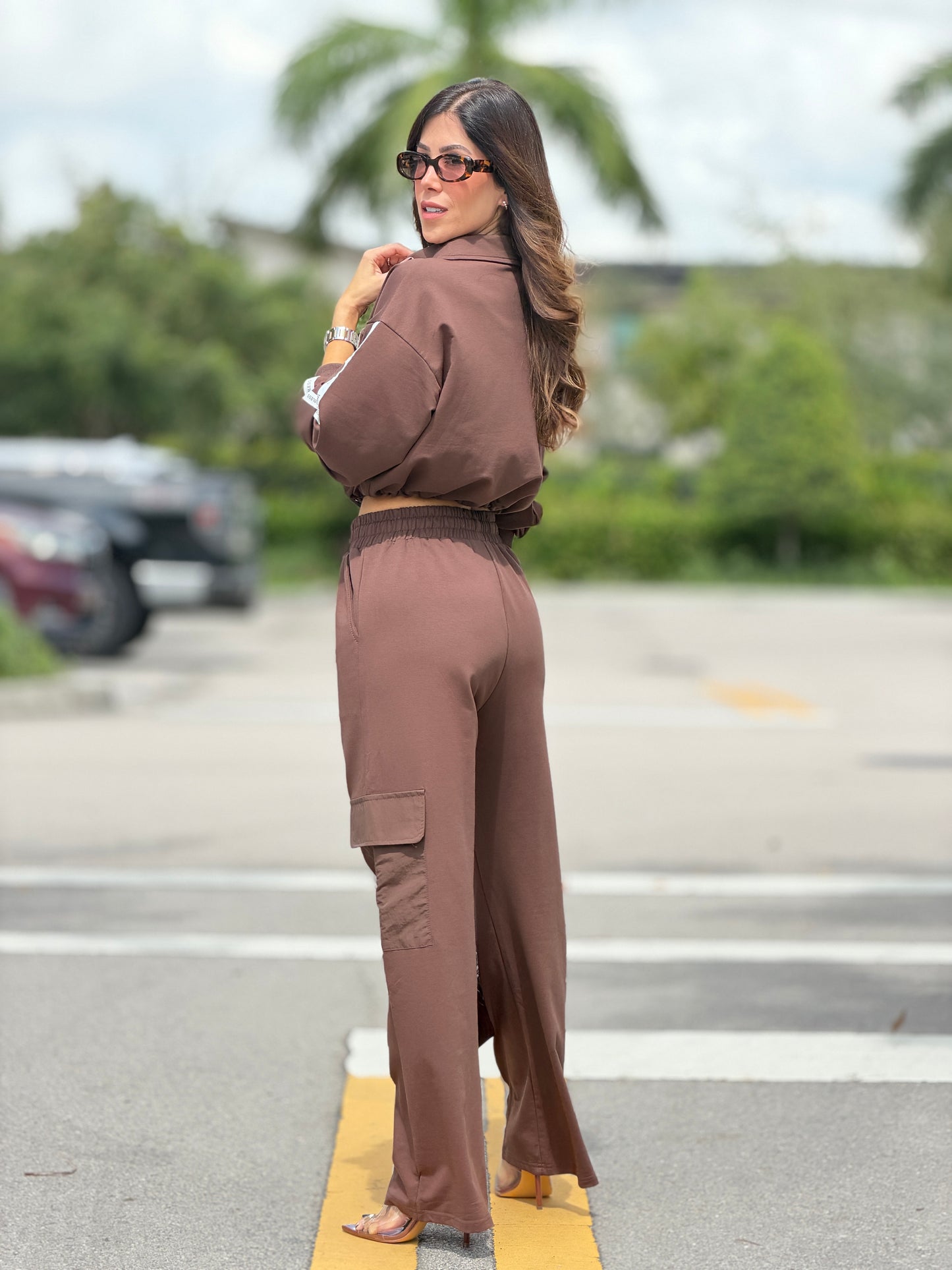 98741 Ten Brown Utility Set