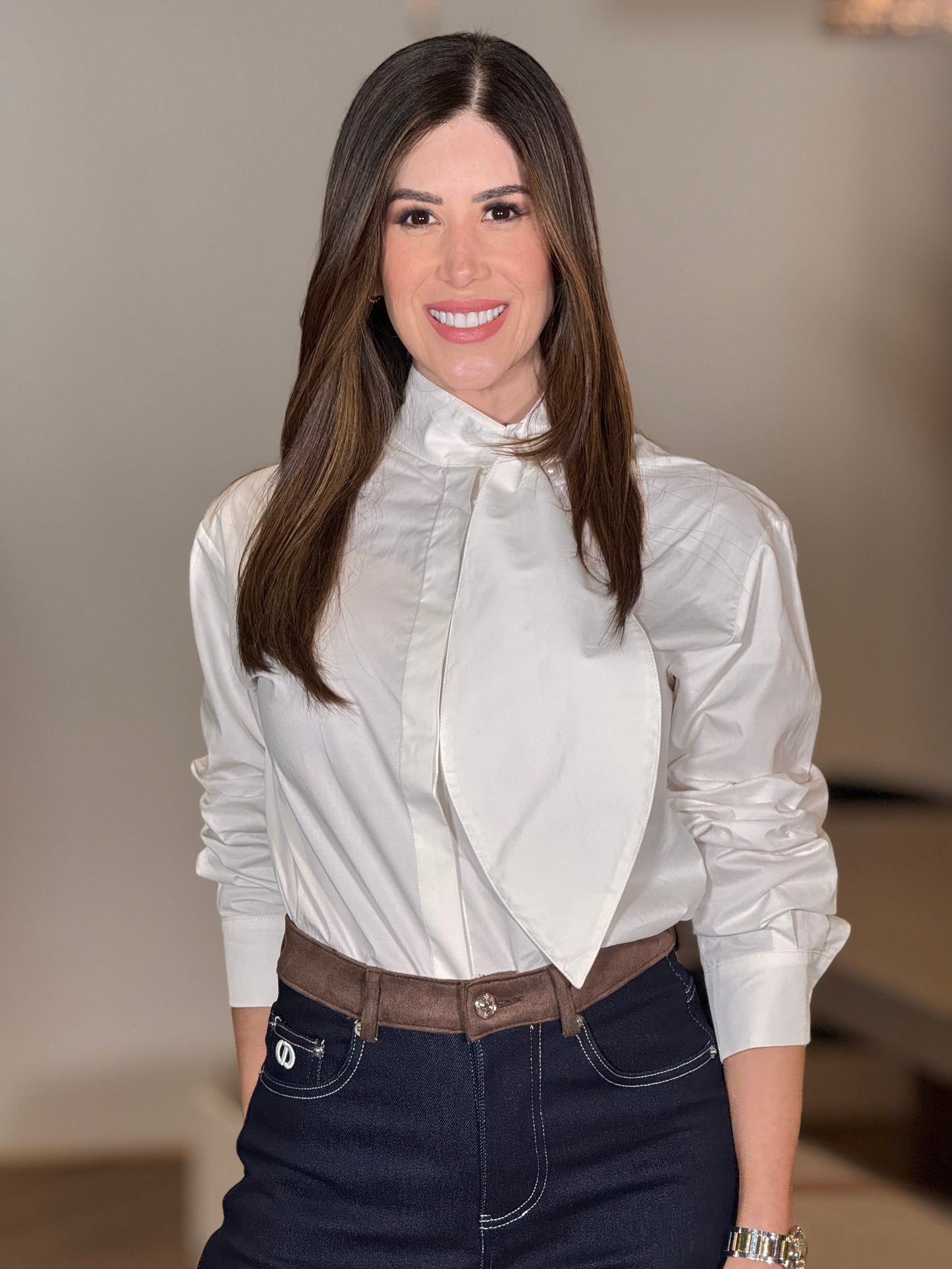 Filipa White Collar Shirt