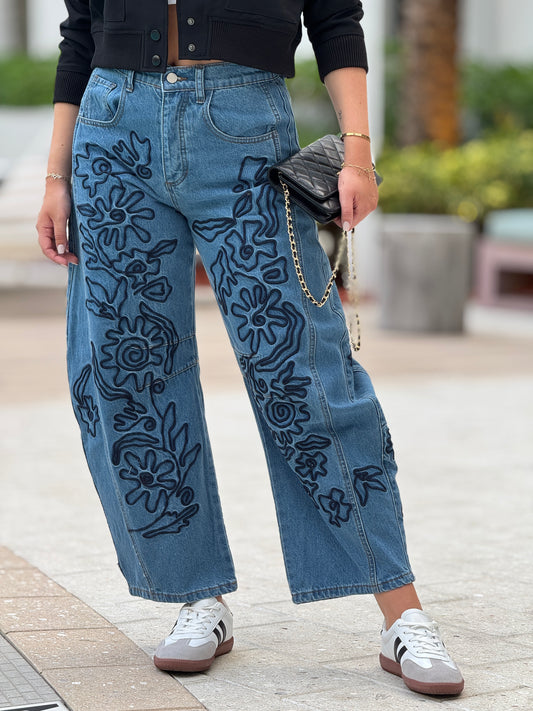 Ambrosia Embroidery Barrel Jeans