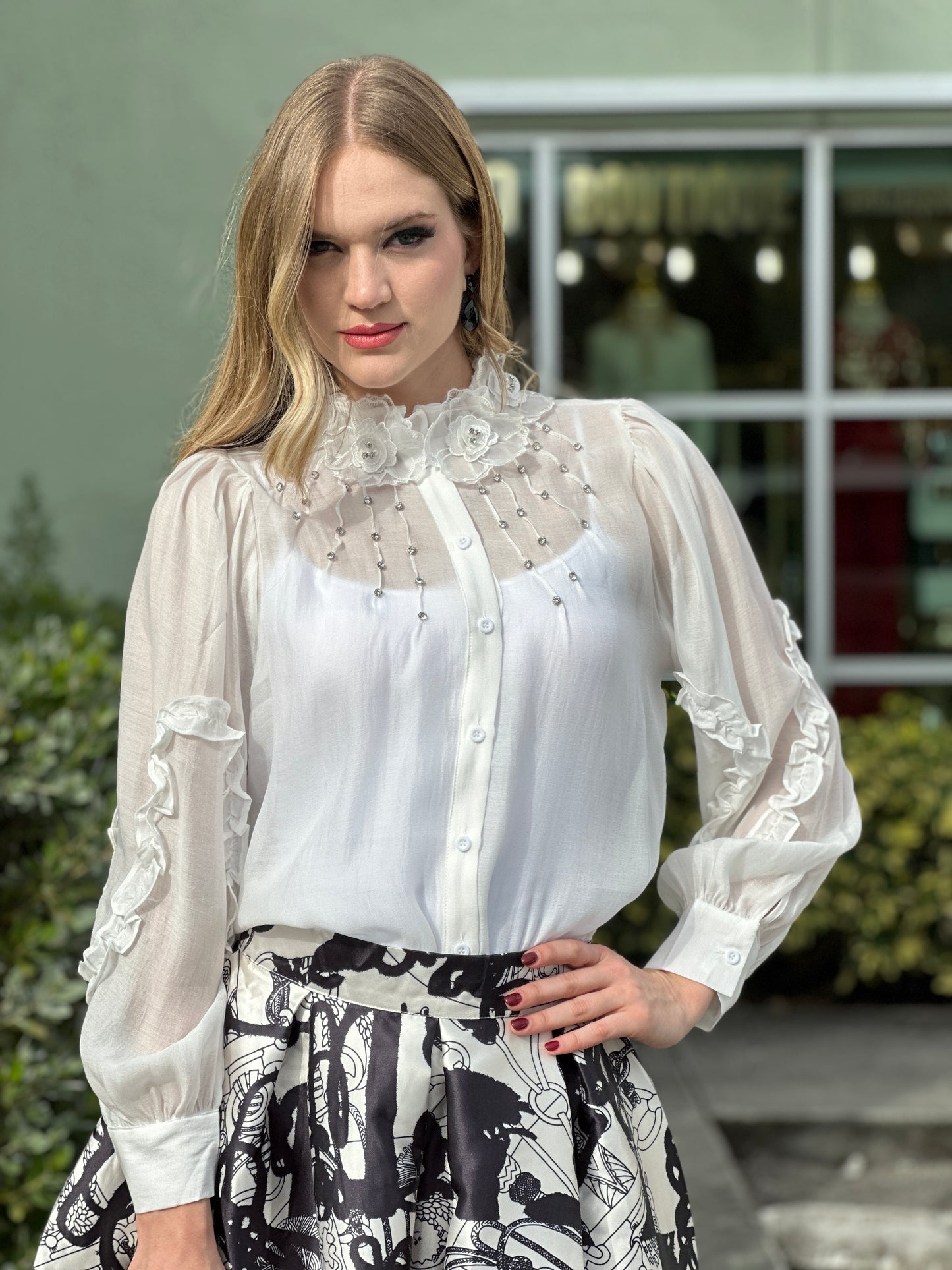 Luisa White 3D Flower Shirt