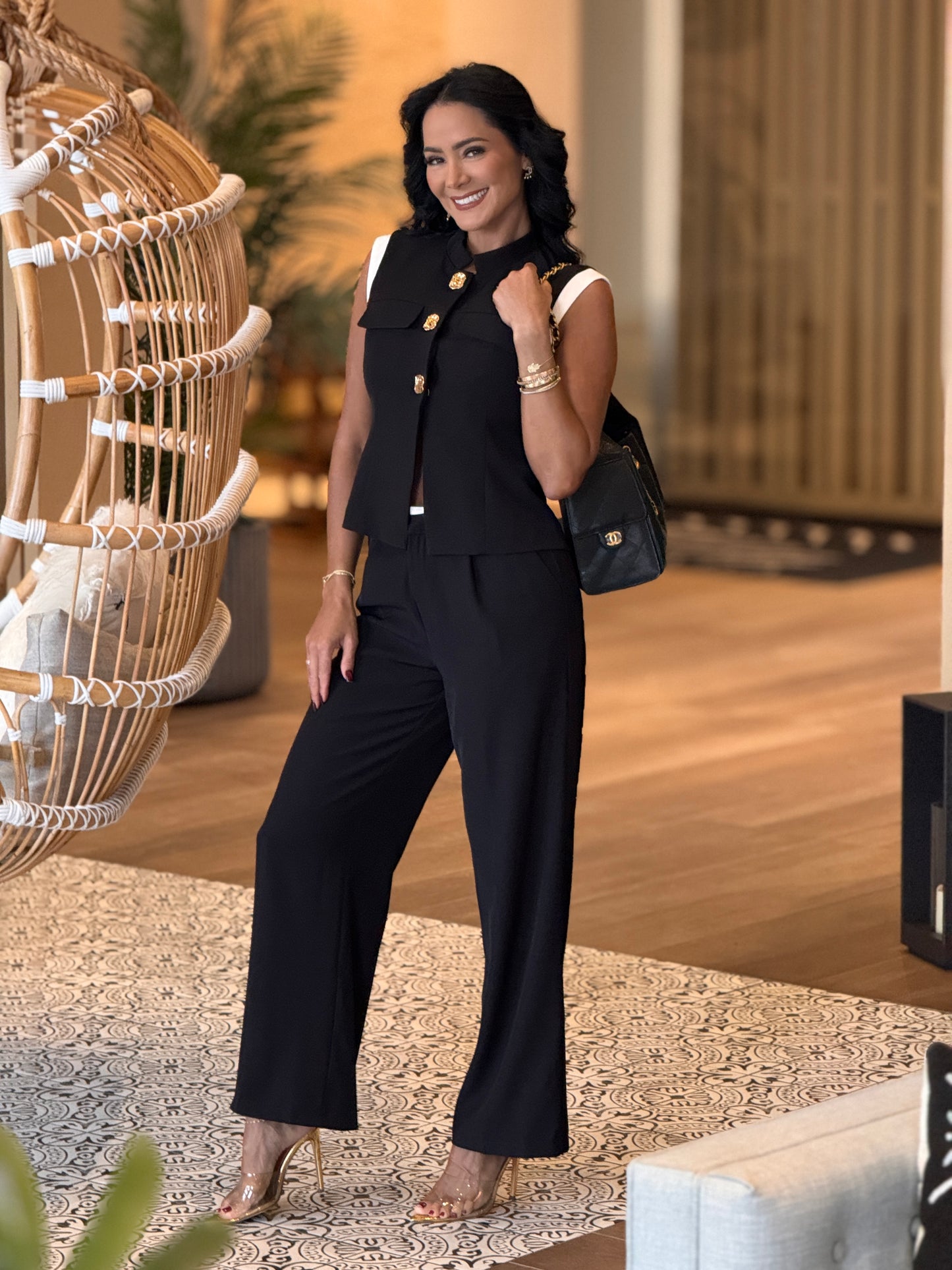 Voguish Black Vest Set