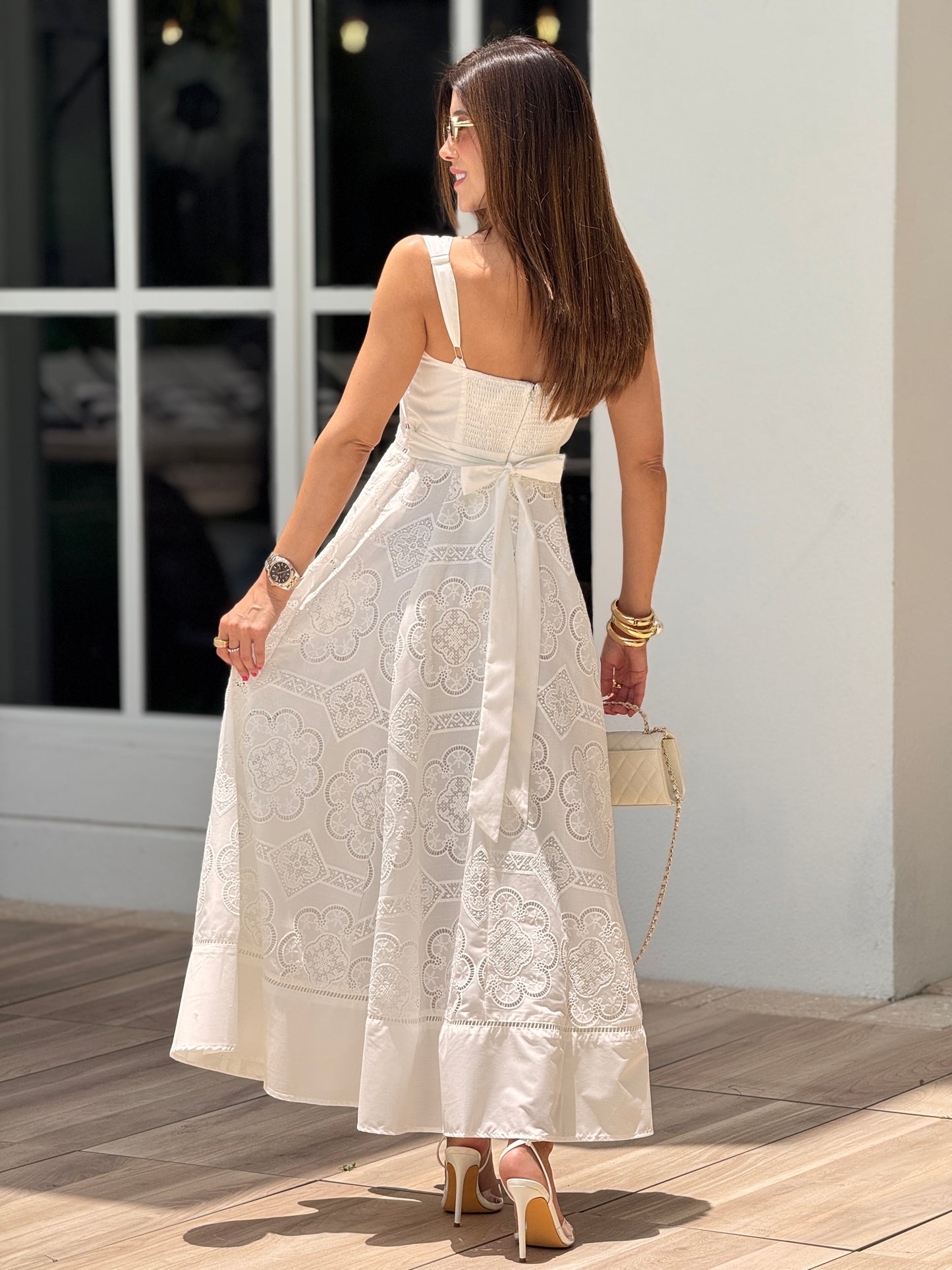 Amable White Square Neck Lace Dress