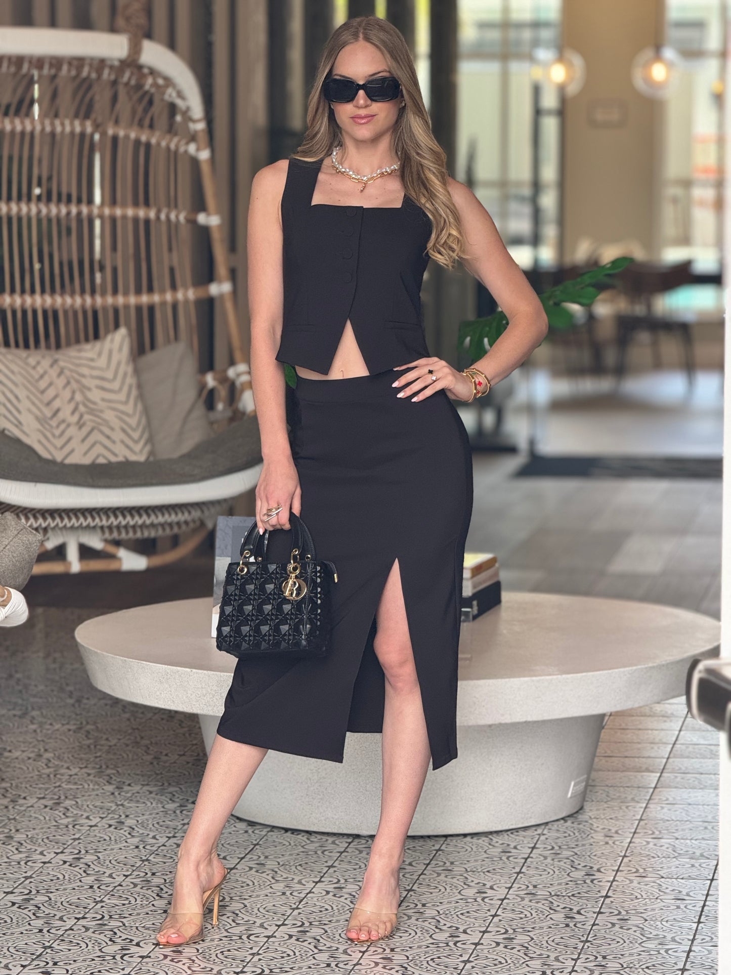 Ovianca Black Long Skirt+Vest Set