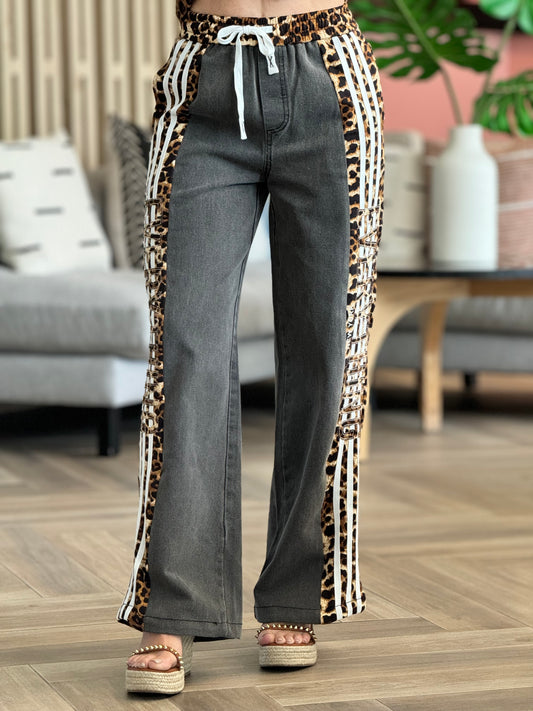 Angelica Leopard Lines Pants