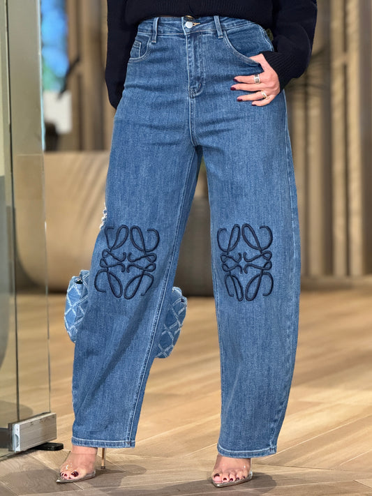 Lore Logo Barrel Jeans