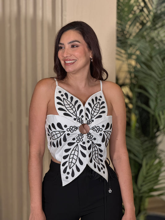 Yuzu White/Black Cutout Top