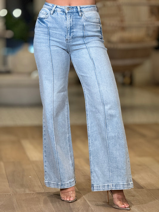 Risen Light Wash Jeans