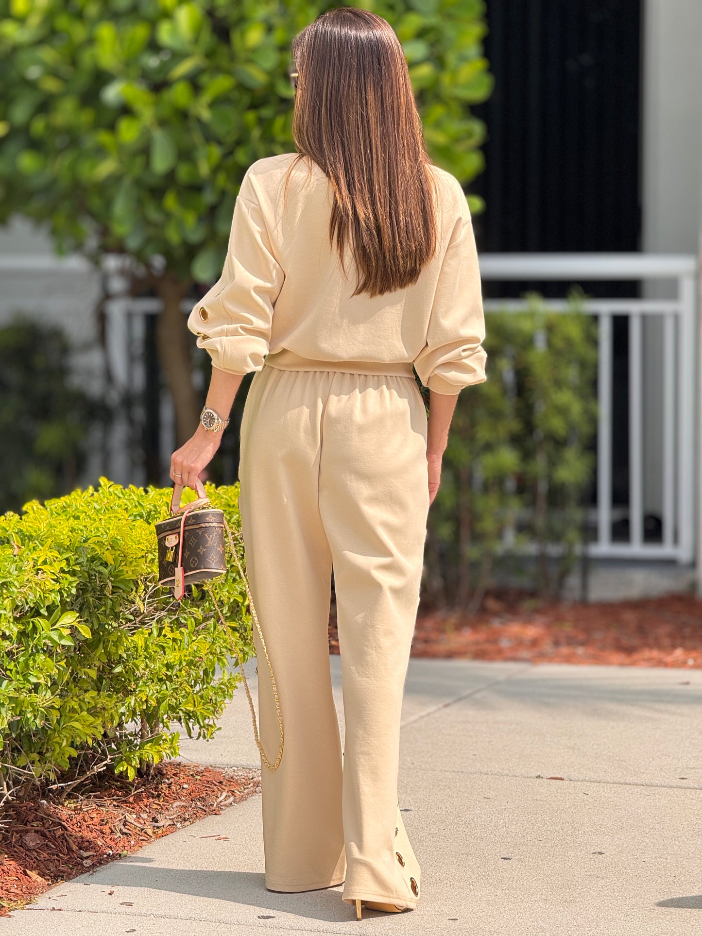 Rivera Beige/Gold Rings Sport Set
