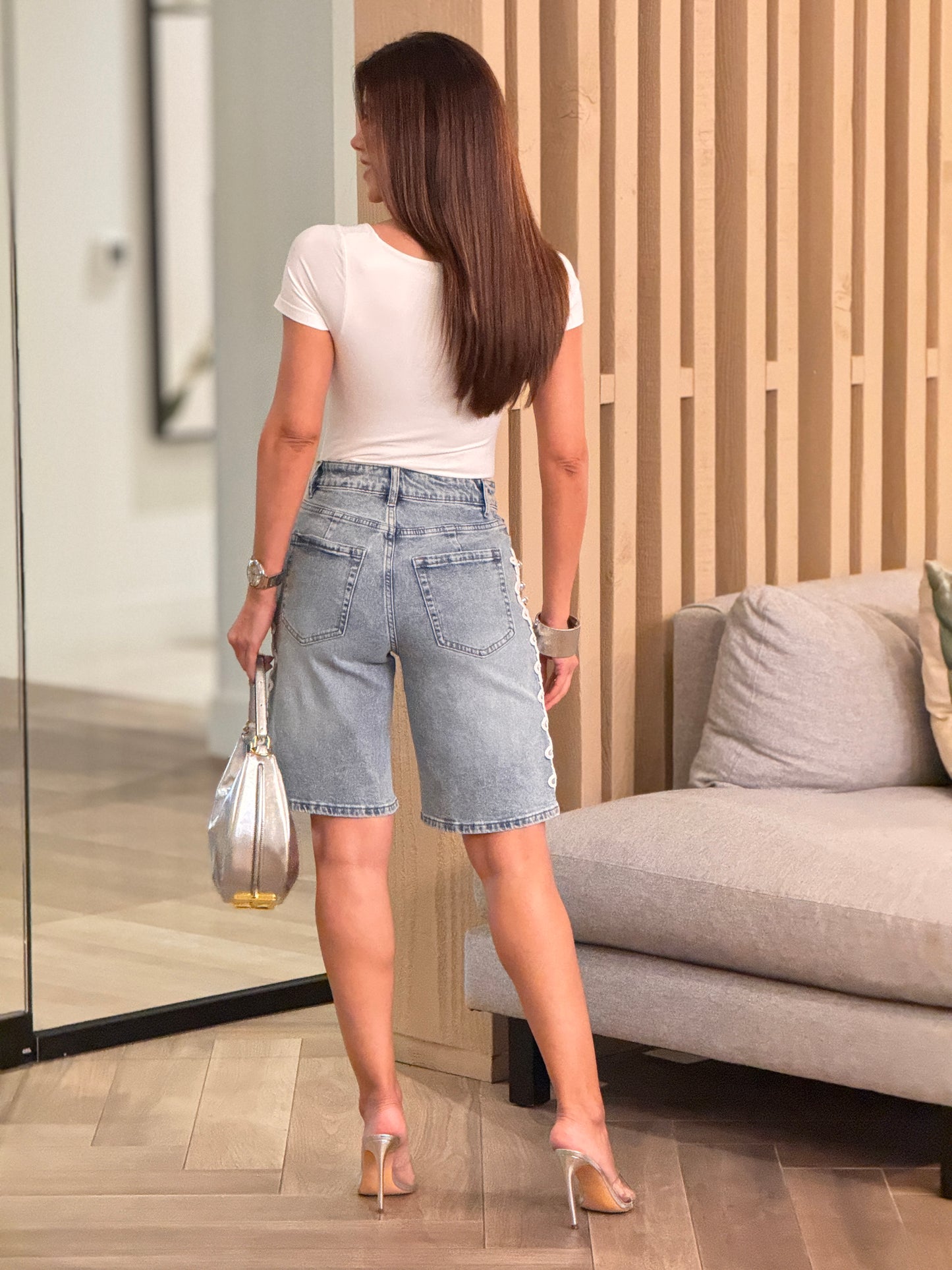 Muy Napo White Pearls Bermuda Shorts