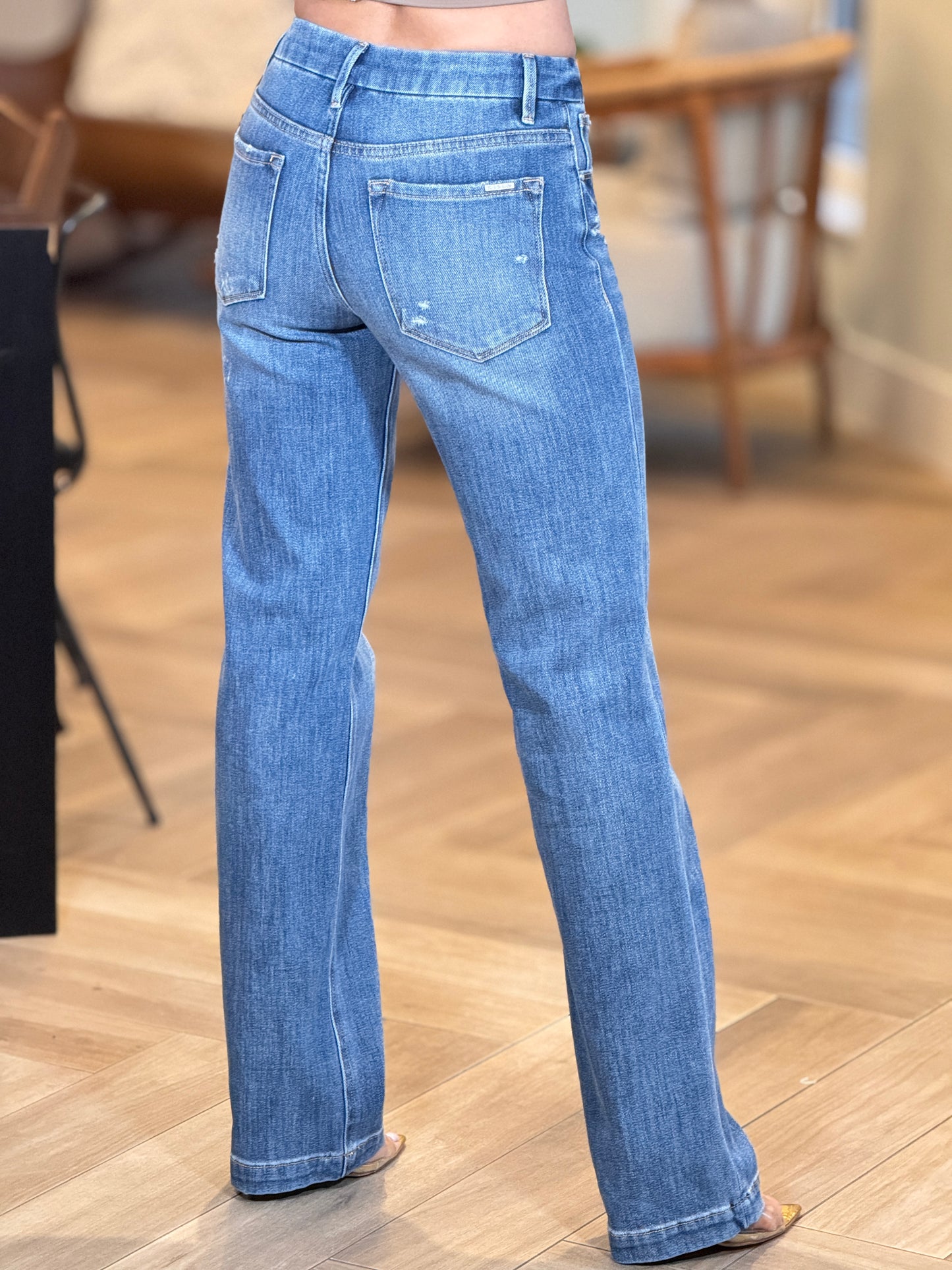 Risen Denim Straight Legs Jeans
