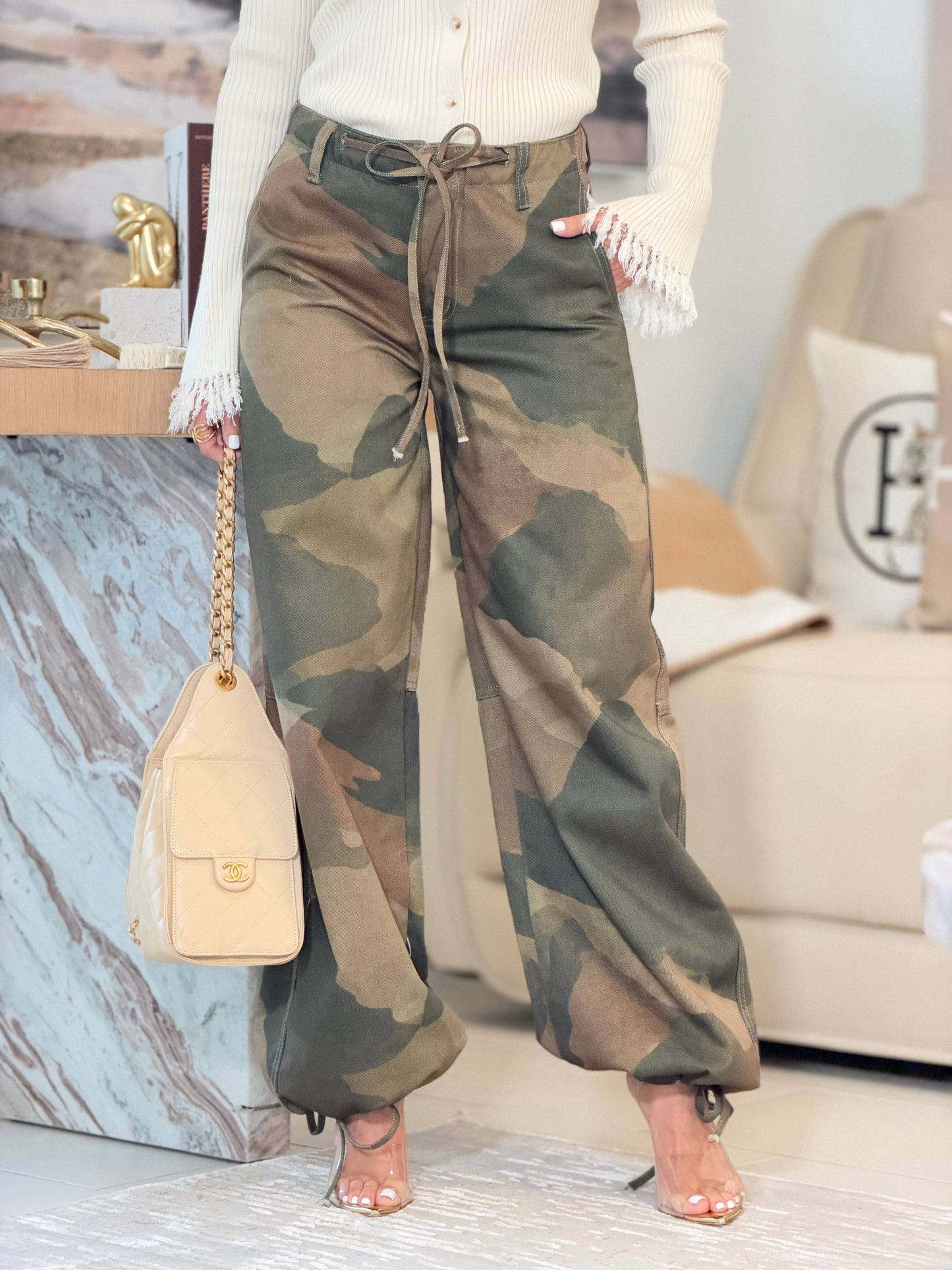 33010 Moni Green Camo Pants