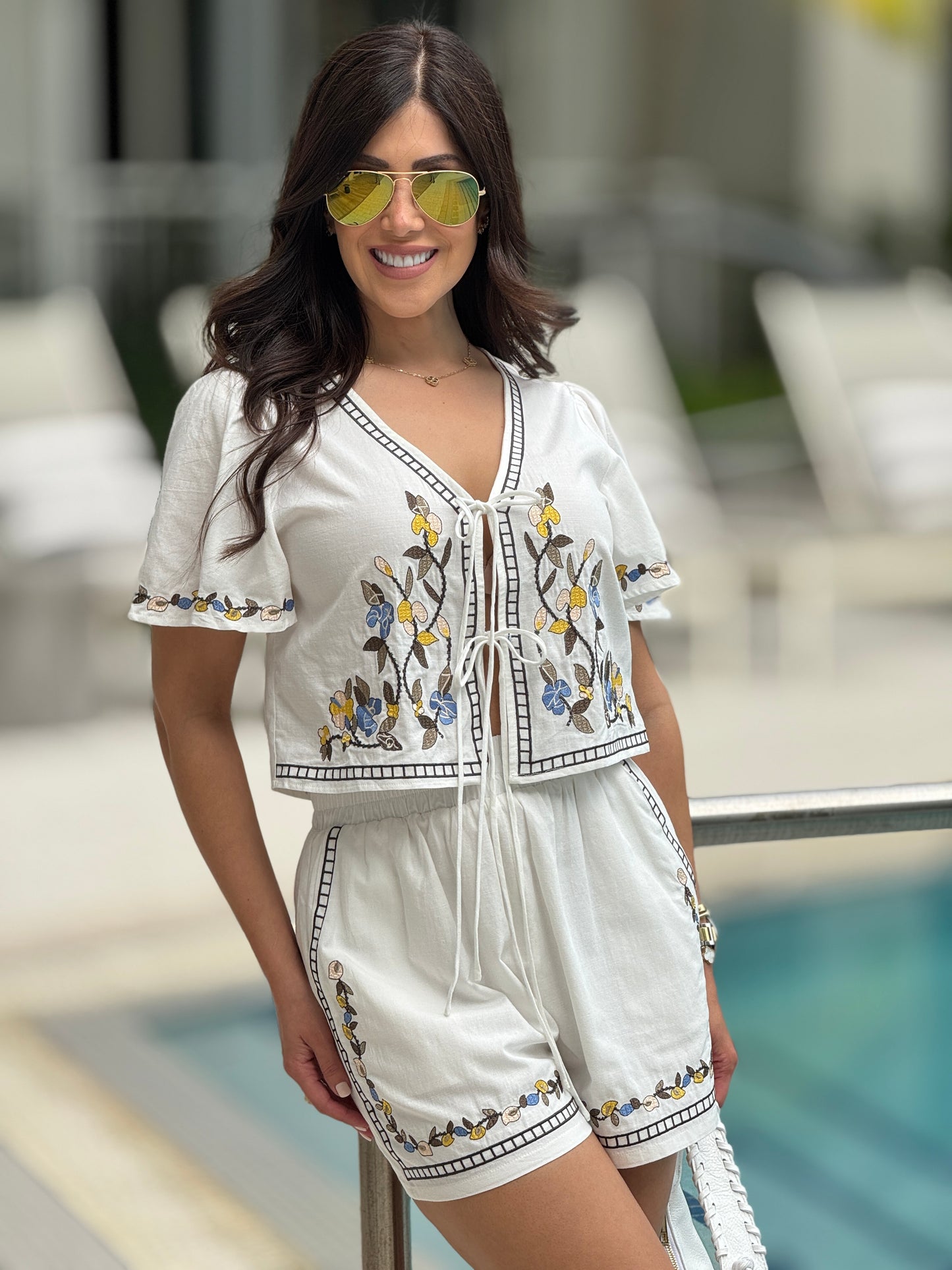 Garden White Embroidery Short Set