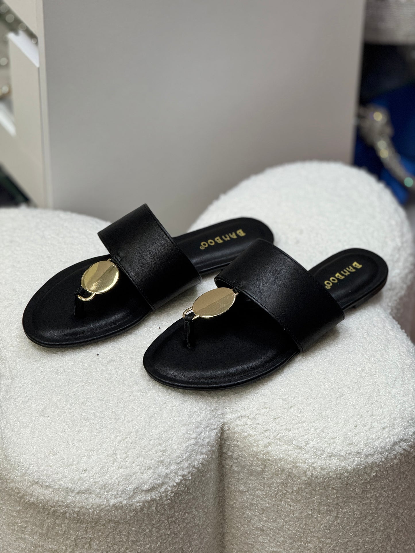 Valid Black Slide Flats