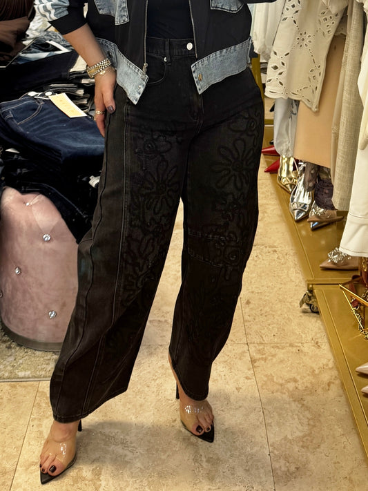 Amber Black Embroidery Barrel Jeans