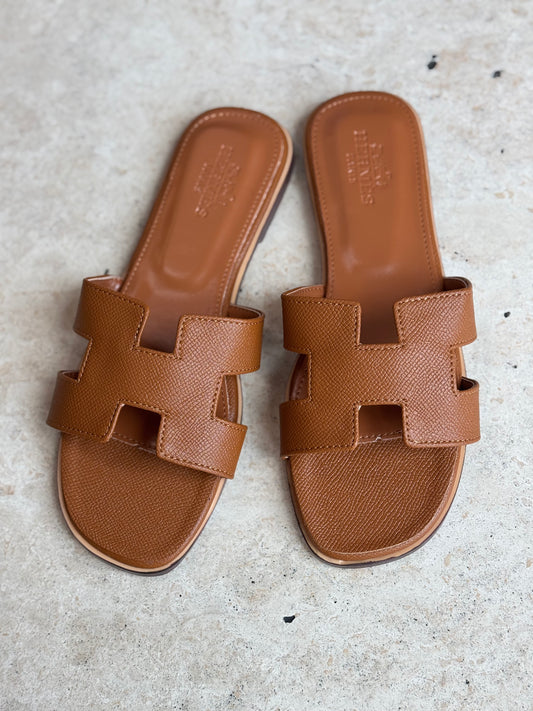 Hermie Brown Flats