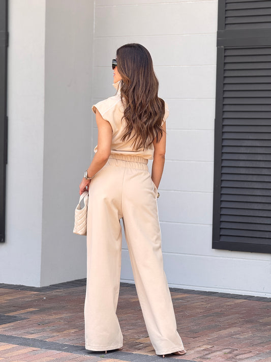 Voguish Beige Modern Sport Set