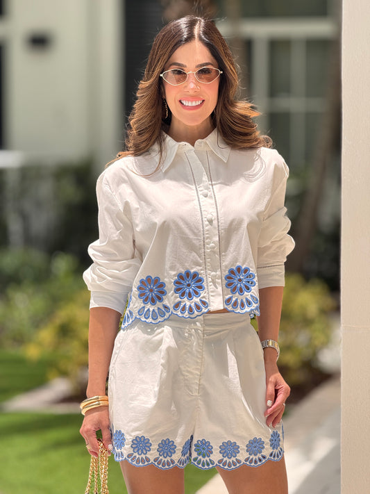 Amable White/Blue Embroidery Short Set