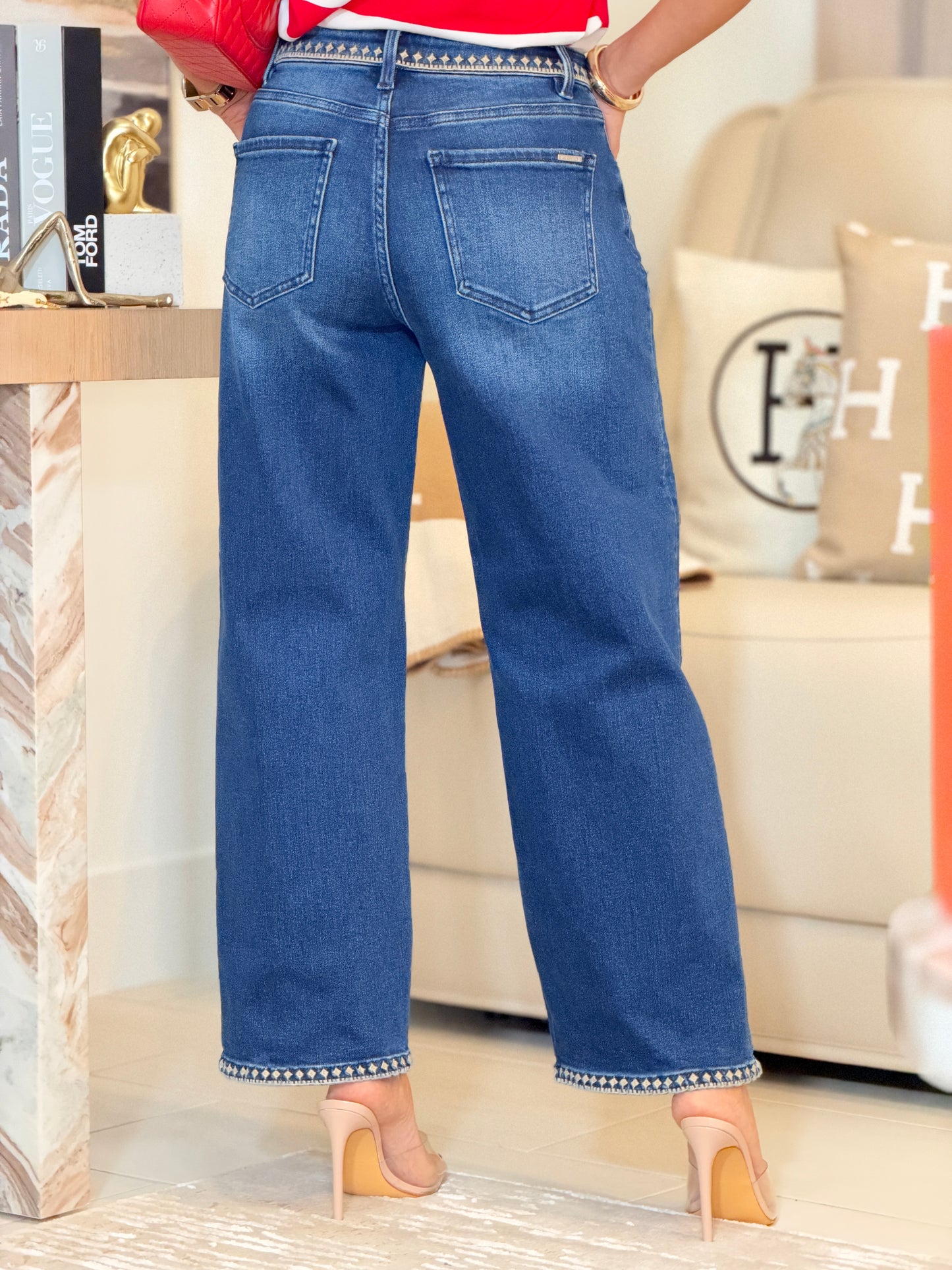 21953 Risen Diamond Beige Waist Jeans