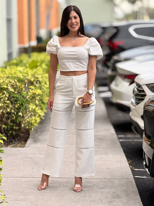 Hershey White Cutout Set